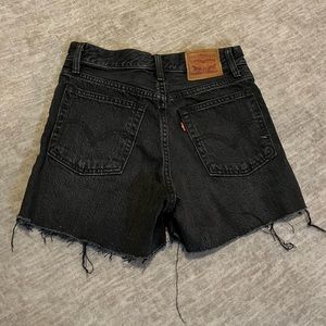 Levi’s wedgie shorts